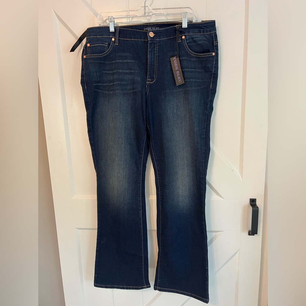 NWT CODE BLEU Size 16W Soleil bootcut jeans